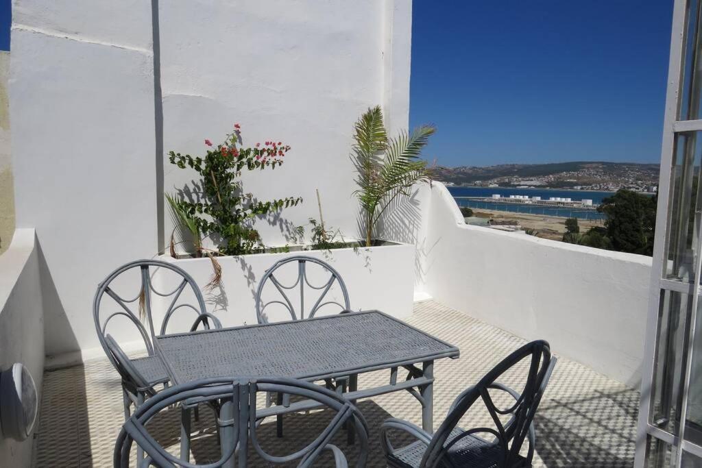 Dar El Marsa Villa Tangier Exterior photo
